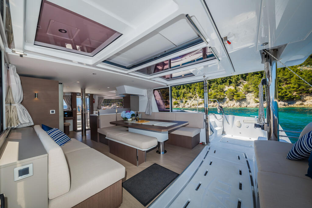 Catamaran 
