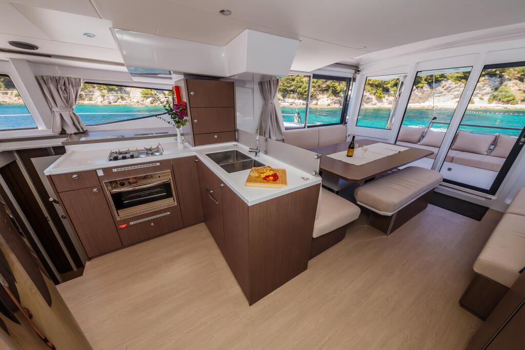 Catamaran 