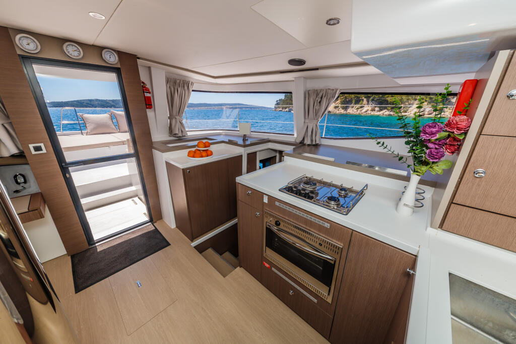 Catamaran 