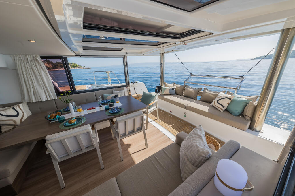 Catamaran 