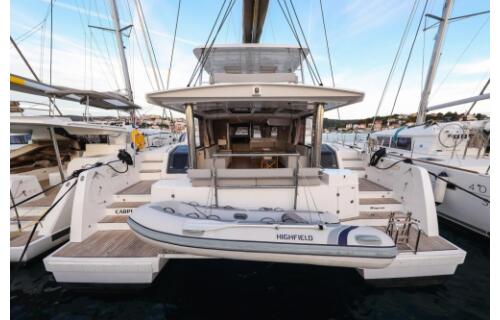 Catamaran 