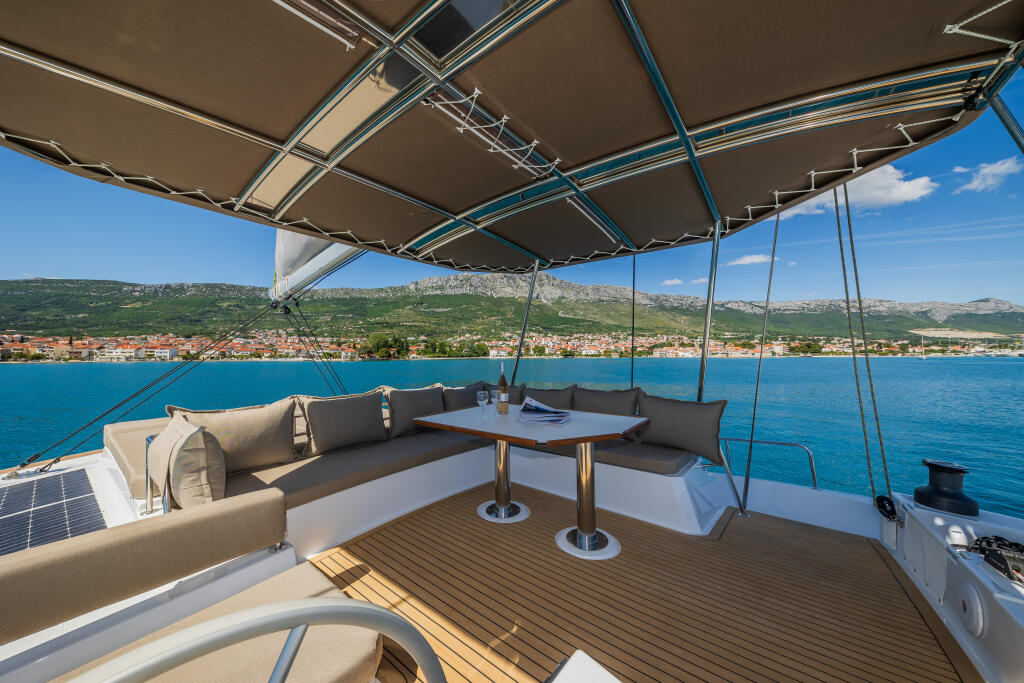 Catamaran 