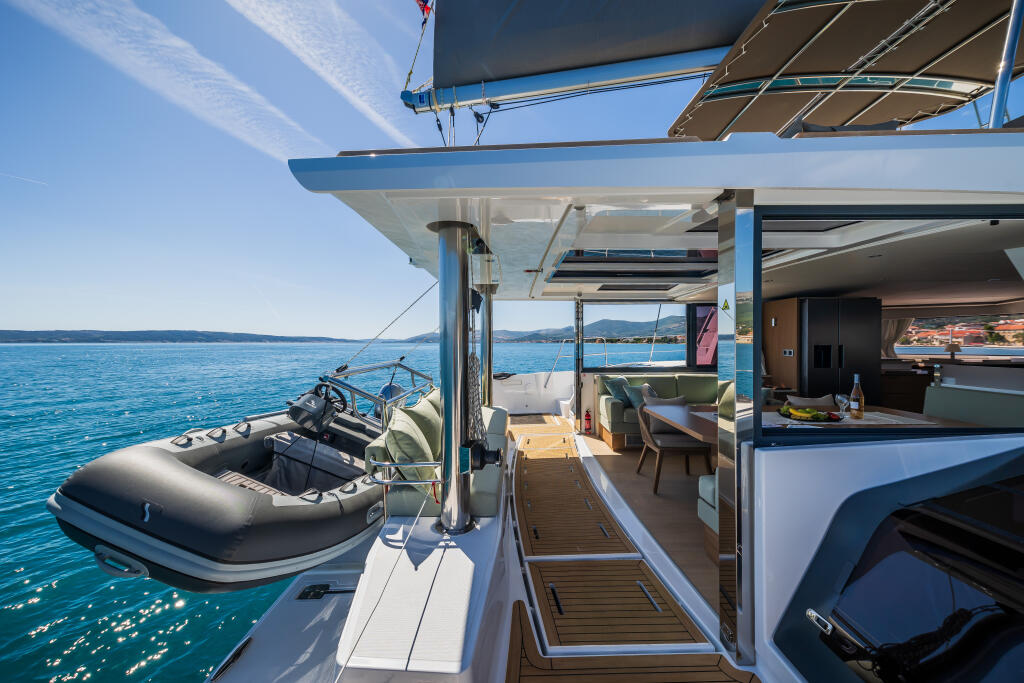 Catamaran 