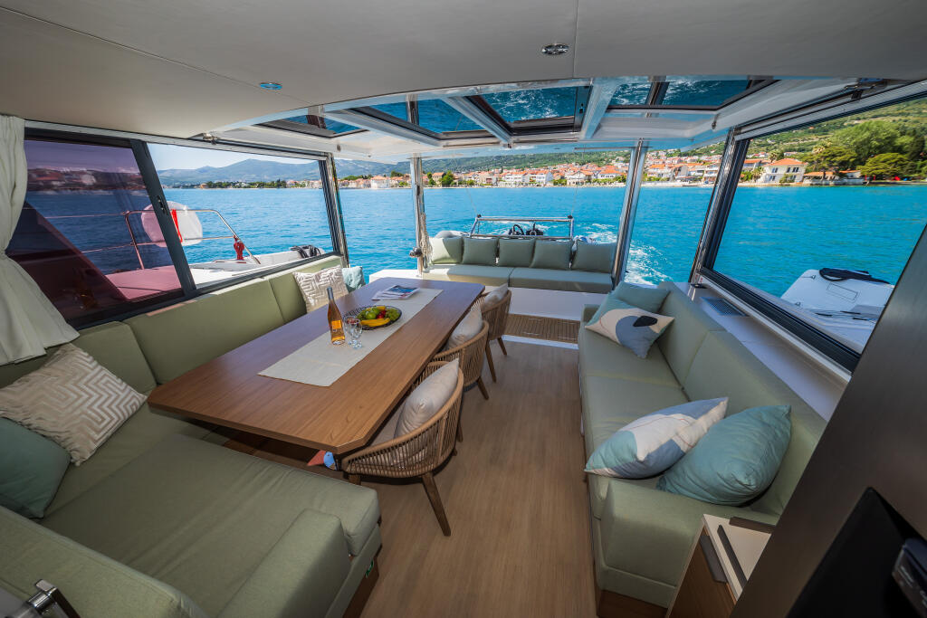 Catamaran 