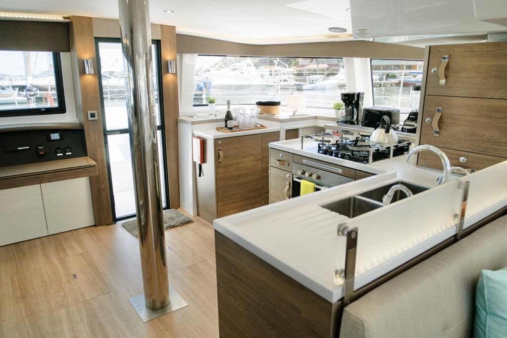 Catamaran 