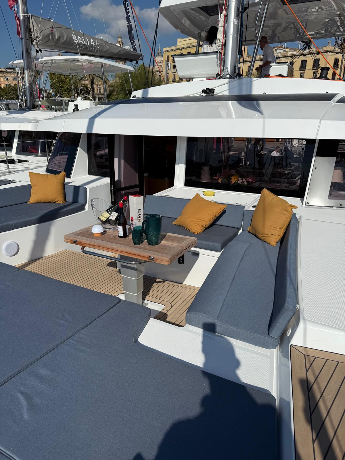 Catamaran 
