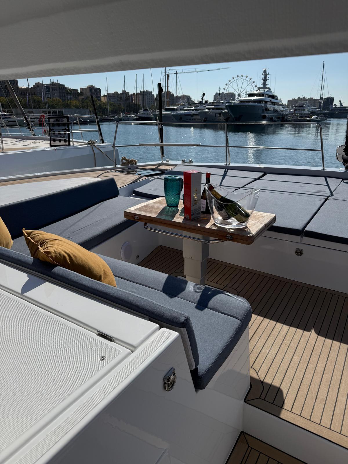 Catamaran 