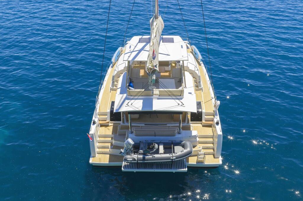 Catamaran 