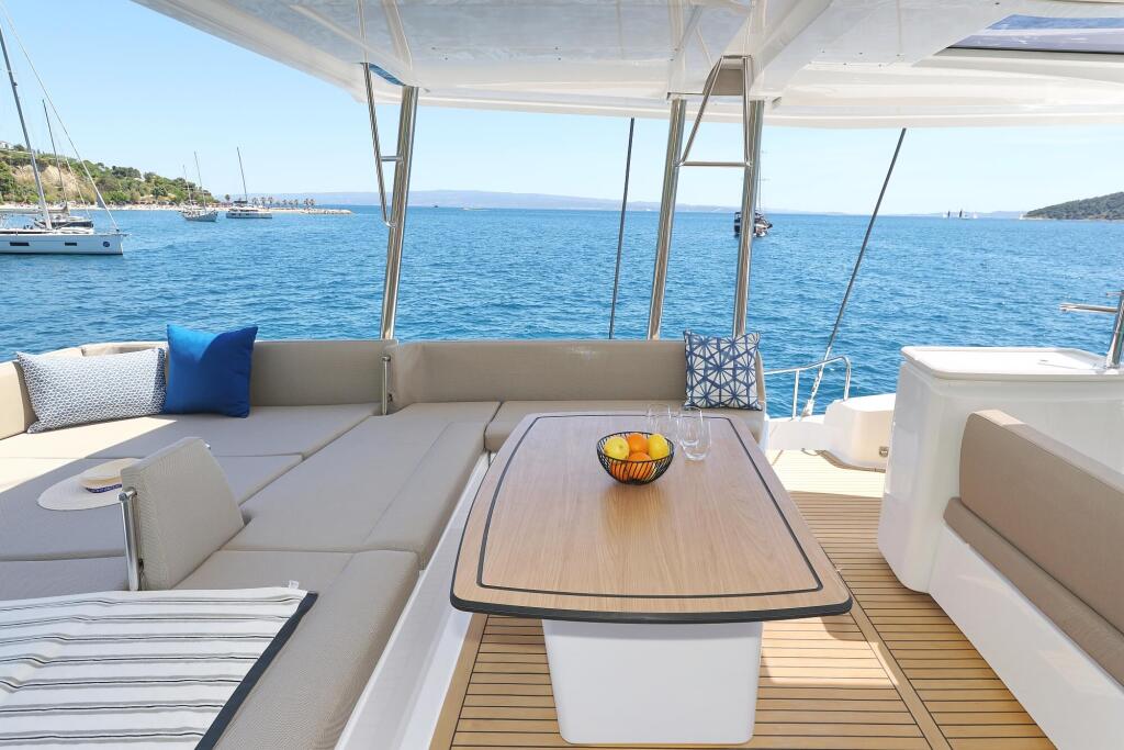 Catamaran 