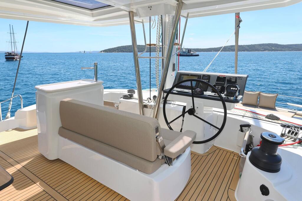 Catamaran 