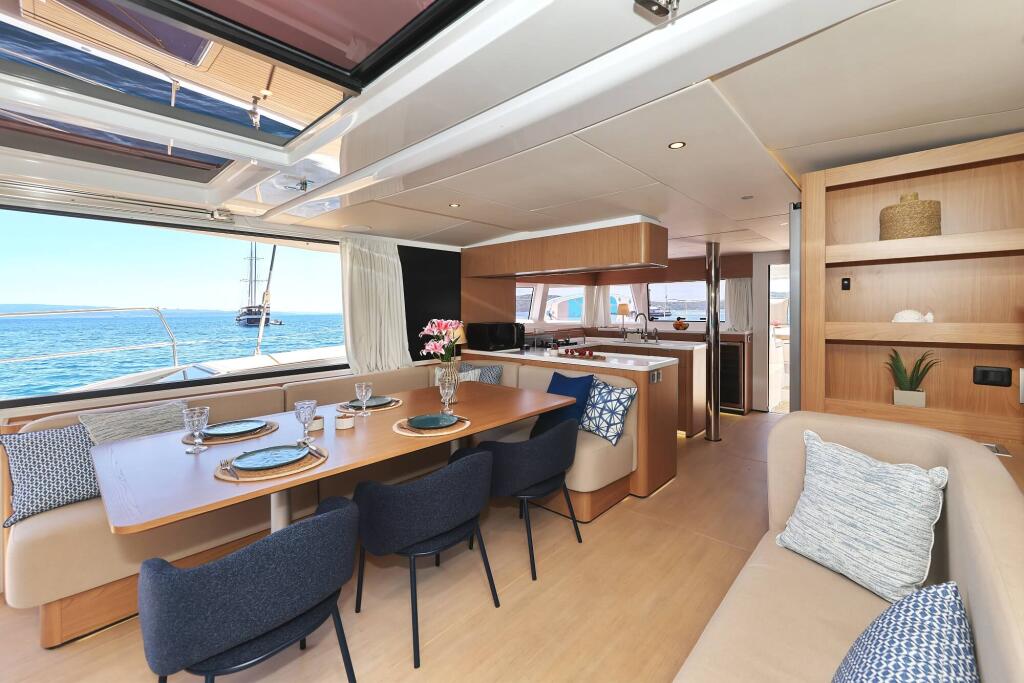 Catamaran 