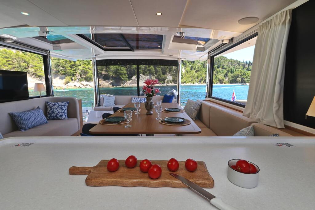 Catamaran 