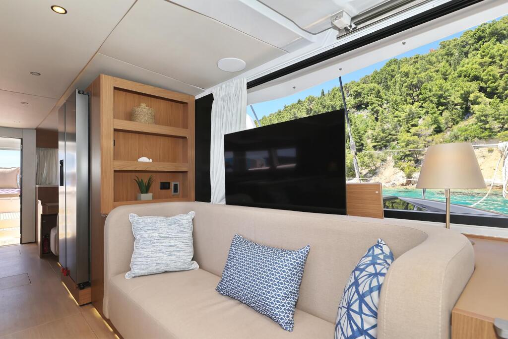 Catamaran 