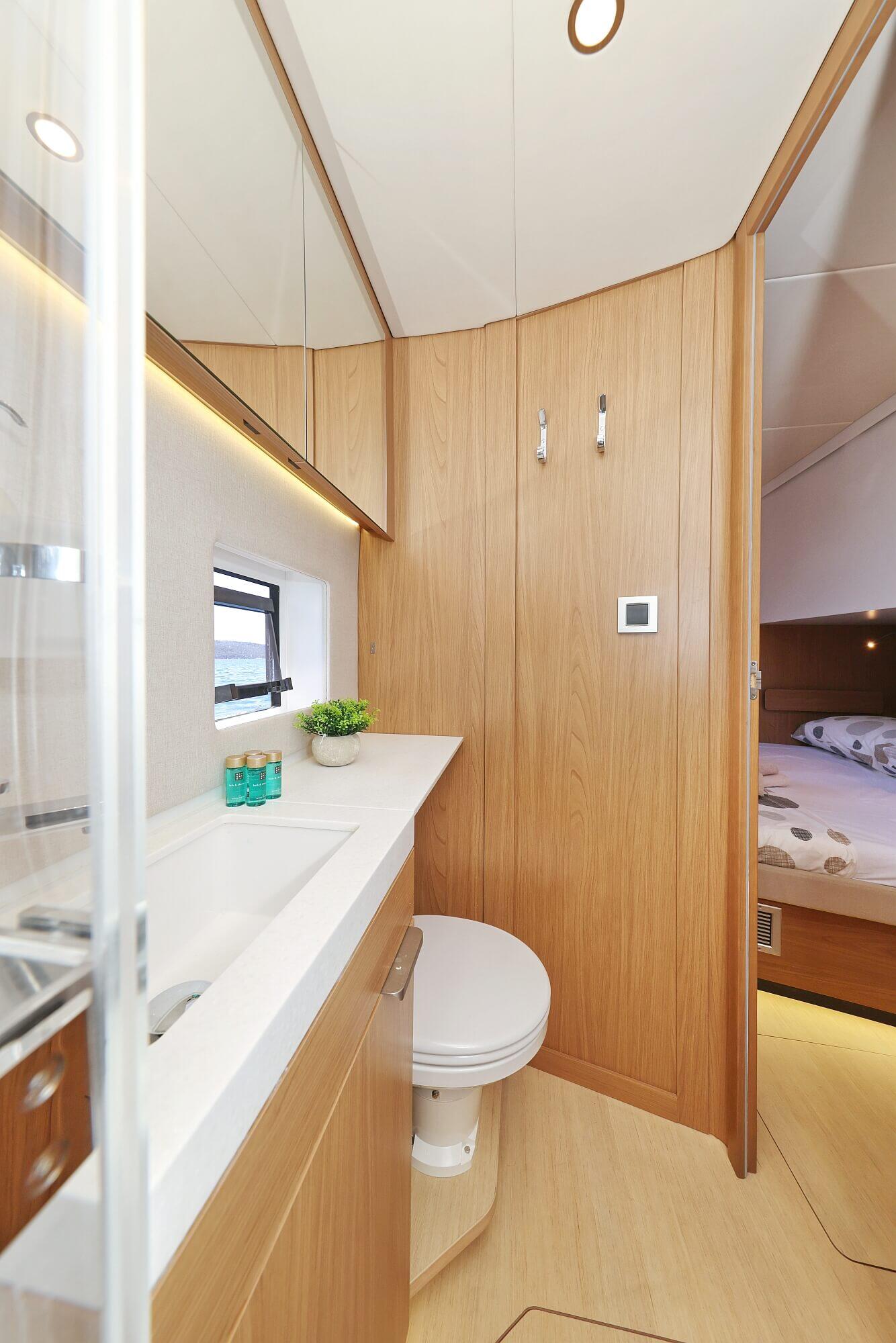 Catamaran 