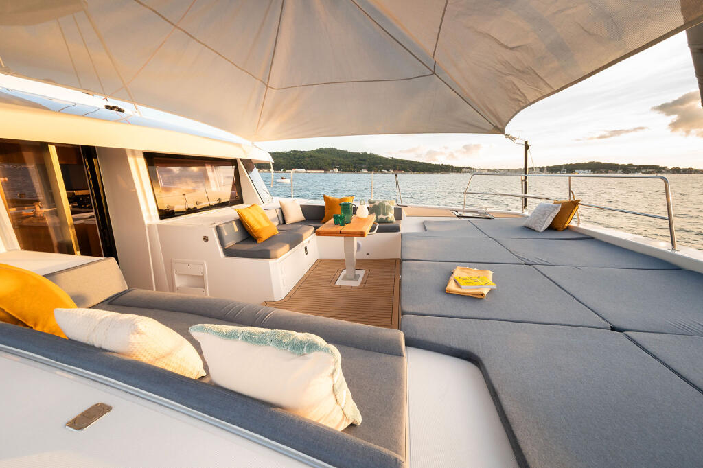 Catamaran 