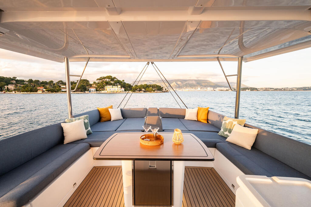 Catamaran 