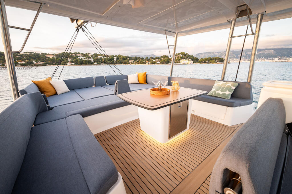 Catamaran 