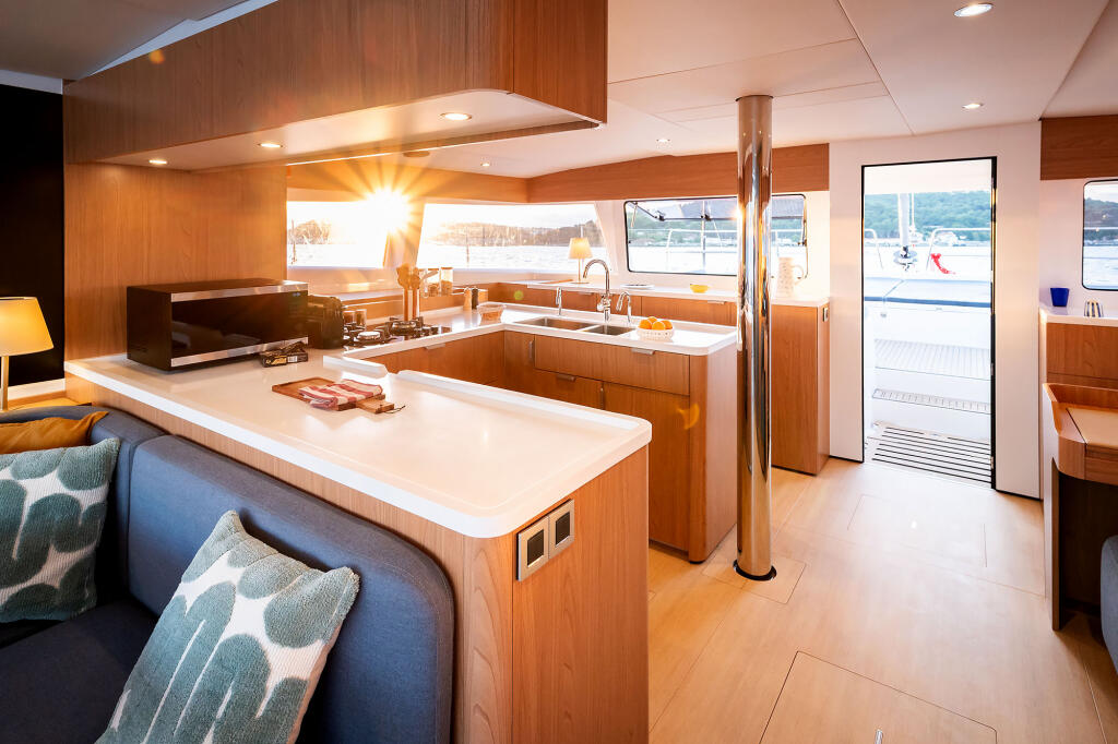 Catamaran 