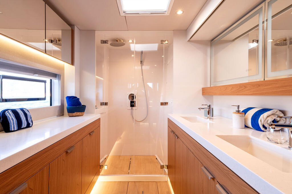 Catamaran 
