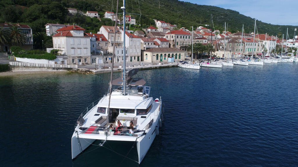 Catamaran 