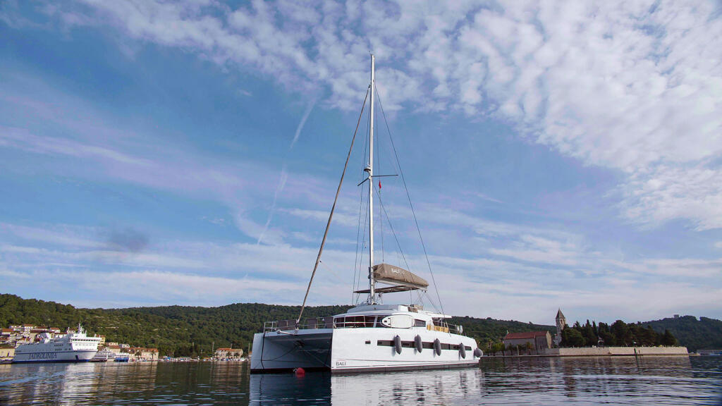 Catamaran 