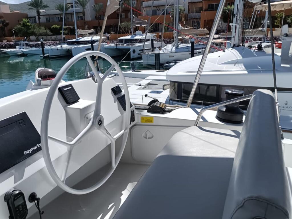 Catamaran 