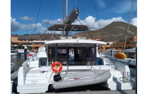 Catamaran 