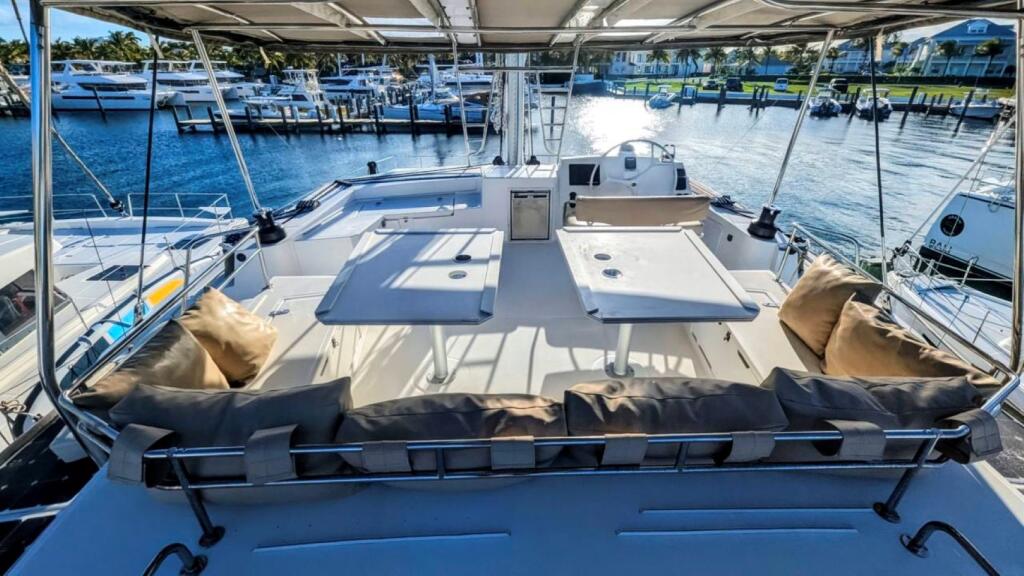 Catamaran 