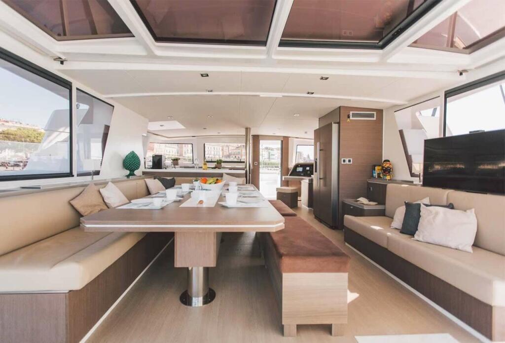 Catamaran 