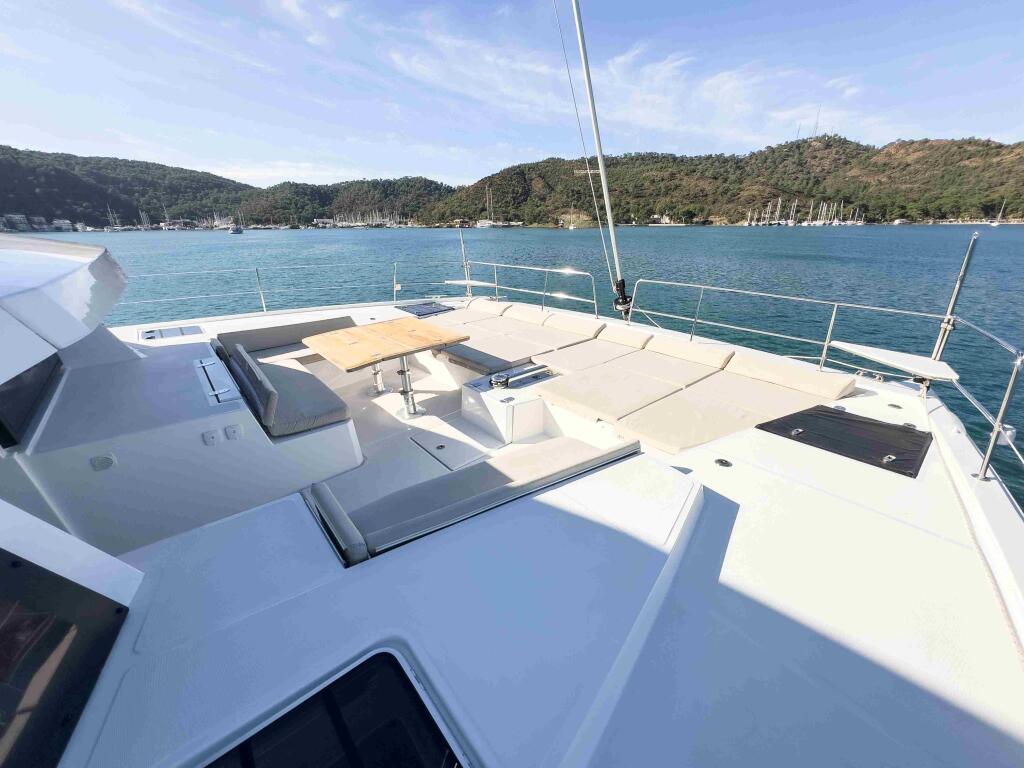 Catamaran 