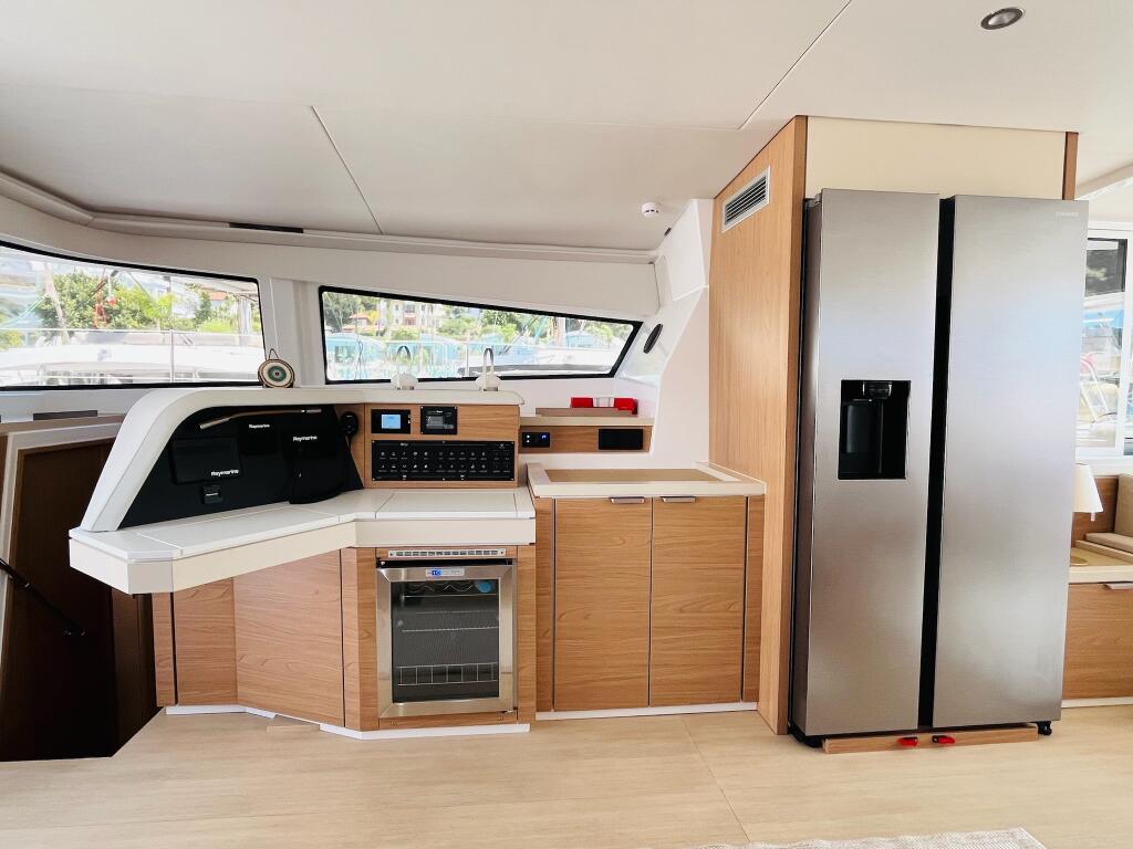 Catamaran 