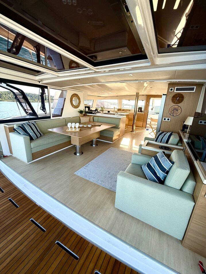 Catamaran 
