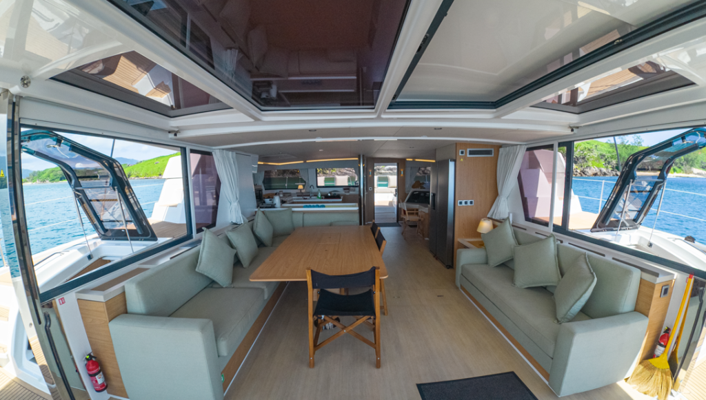 Catamaran 