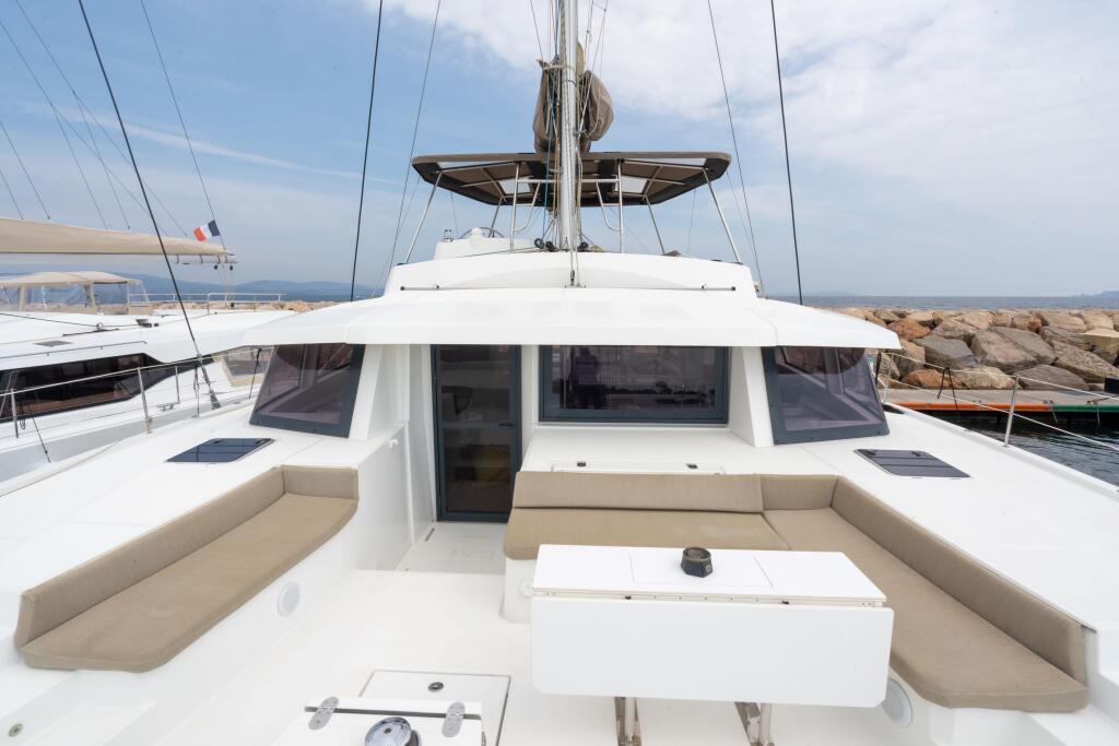 Catamaran 