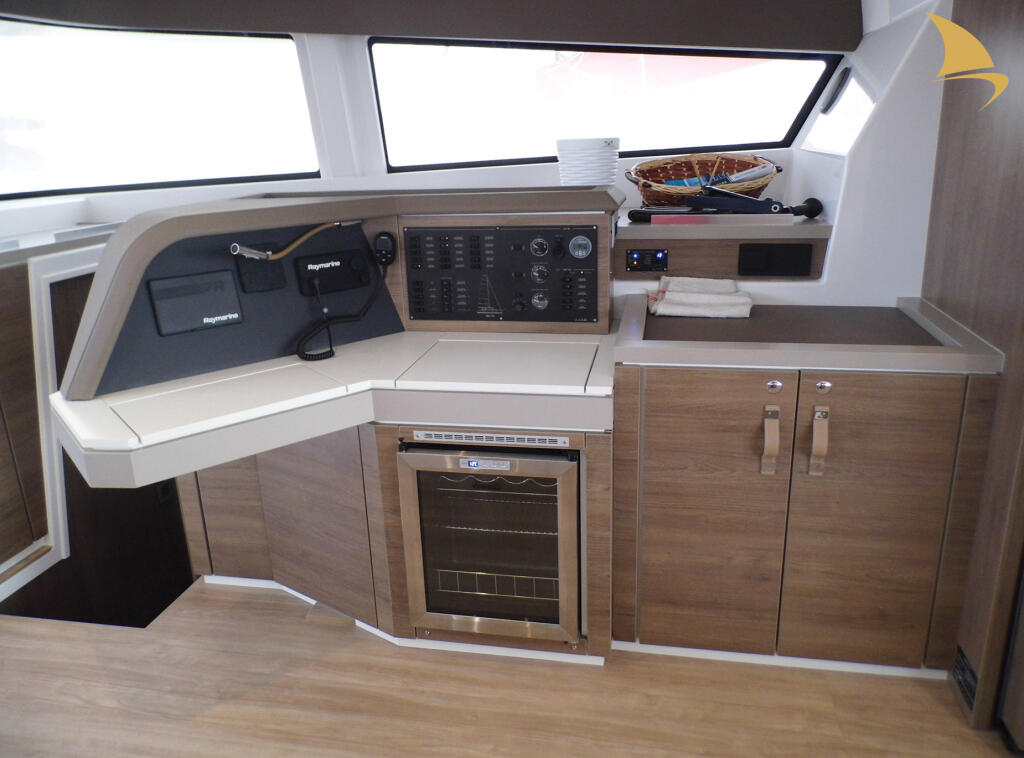 Catamaran 