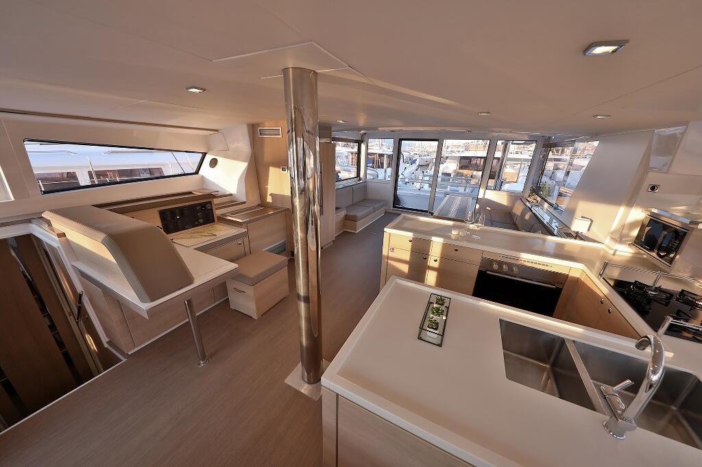 Catamaran 