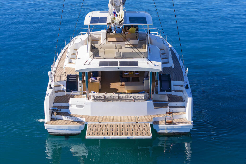 Catamaran 