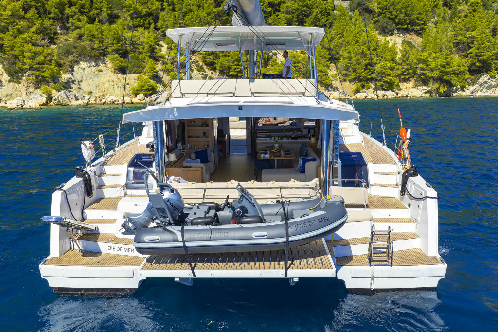 Catamaran 