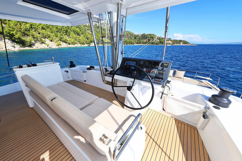 Catamaran 