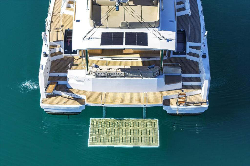 Catamaran 
