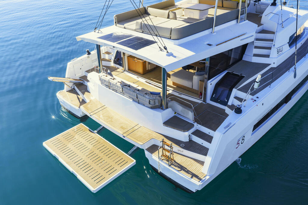Catamaran 