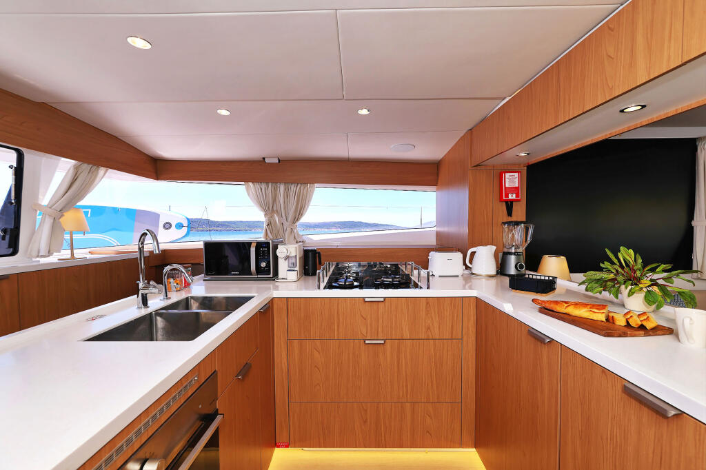 Catamaran 