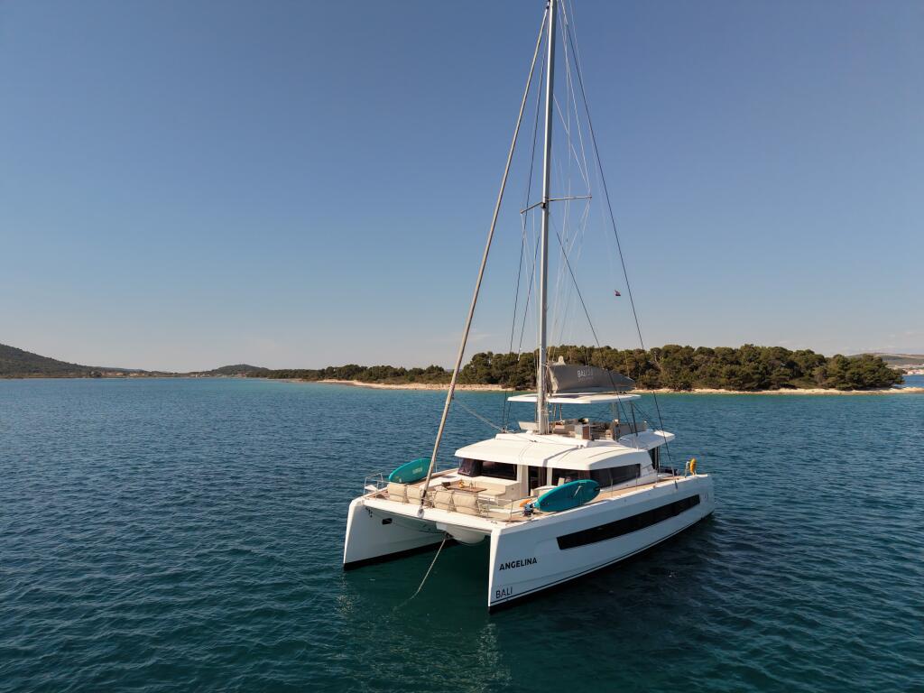 Catamaran 