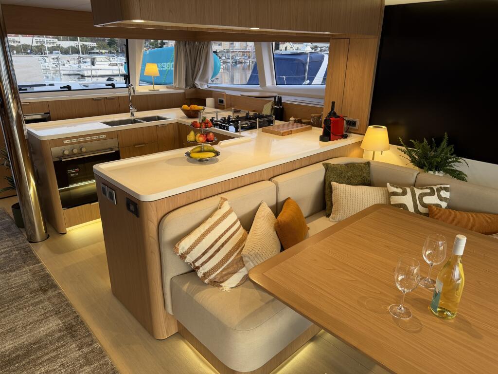 Catamaran 