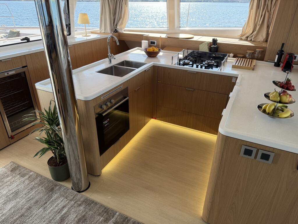 Catamaran 