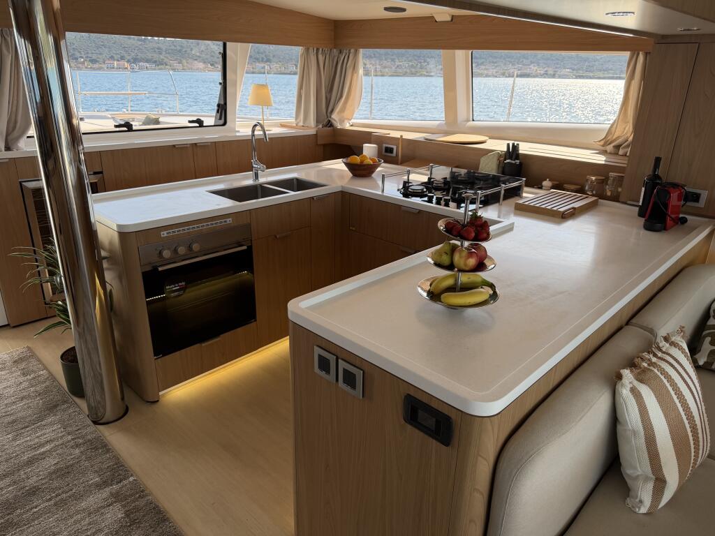 Catamaran 