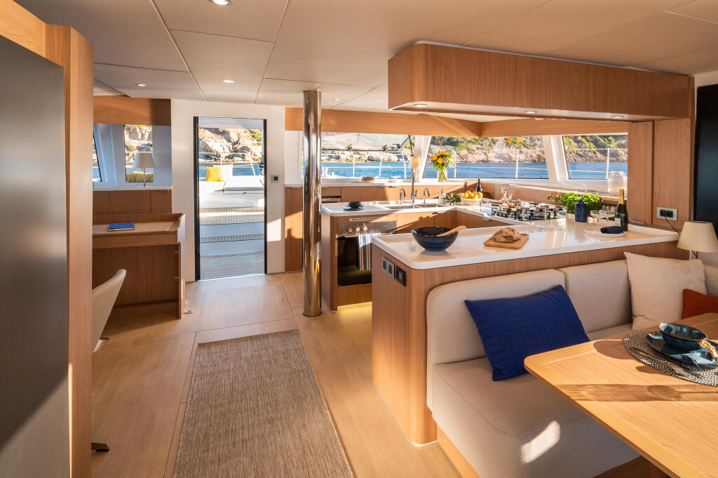 Catamaran 