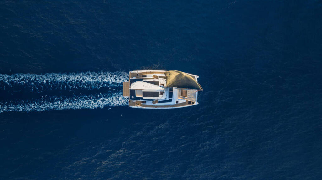 Catamaran 