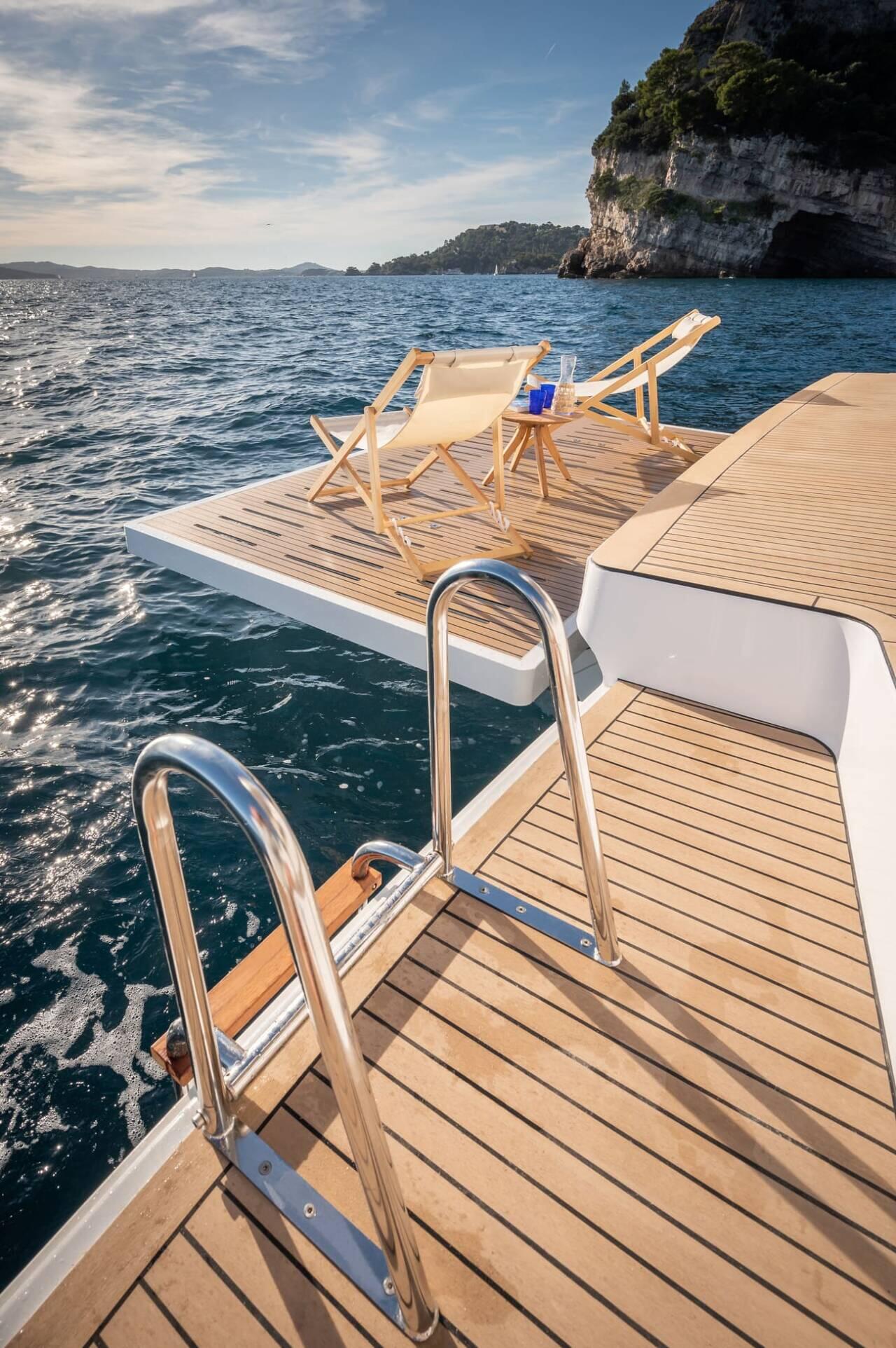 Catamaran 