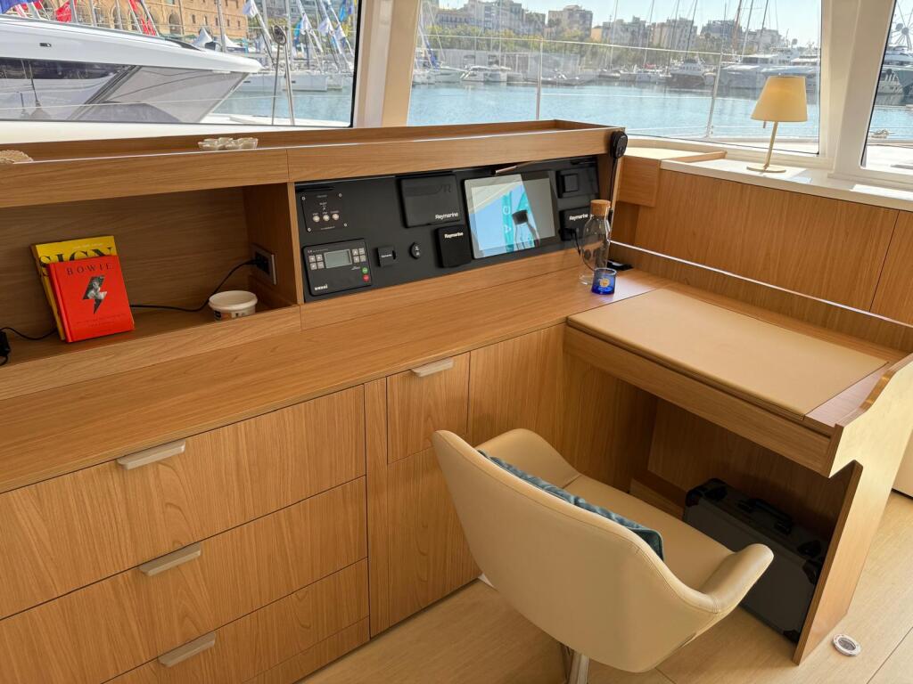 Catamaran 